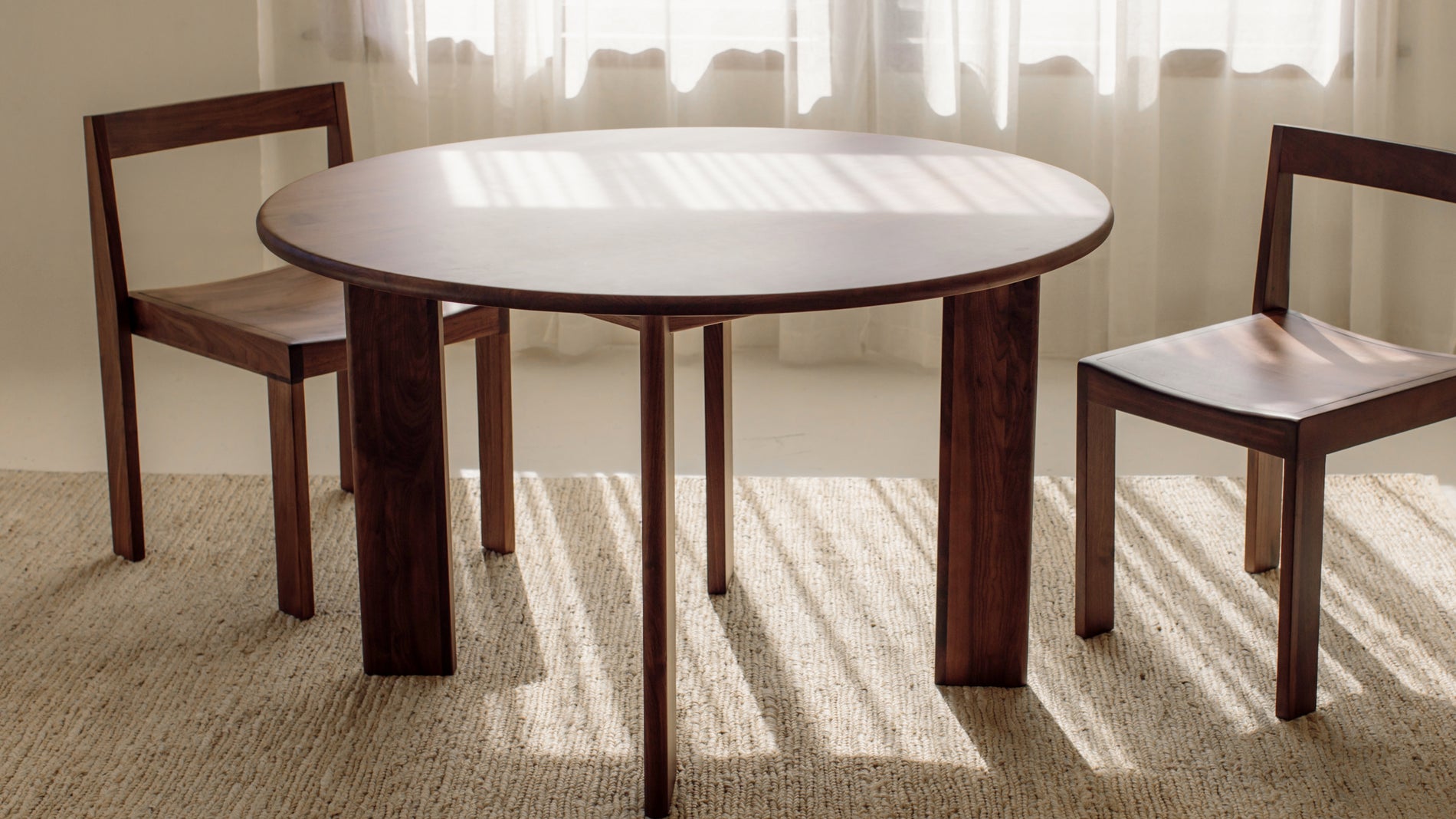 Frame Round Dining Table, Seats 6-7 People, American Walnut_image