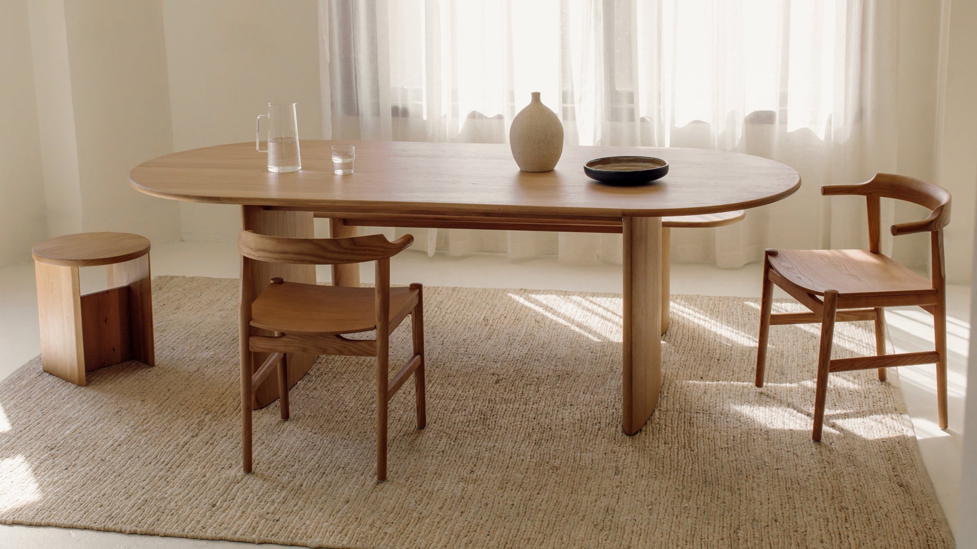 Union Dining Table, Seats 6-8 People, Oak_image