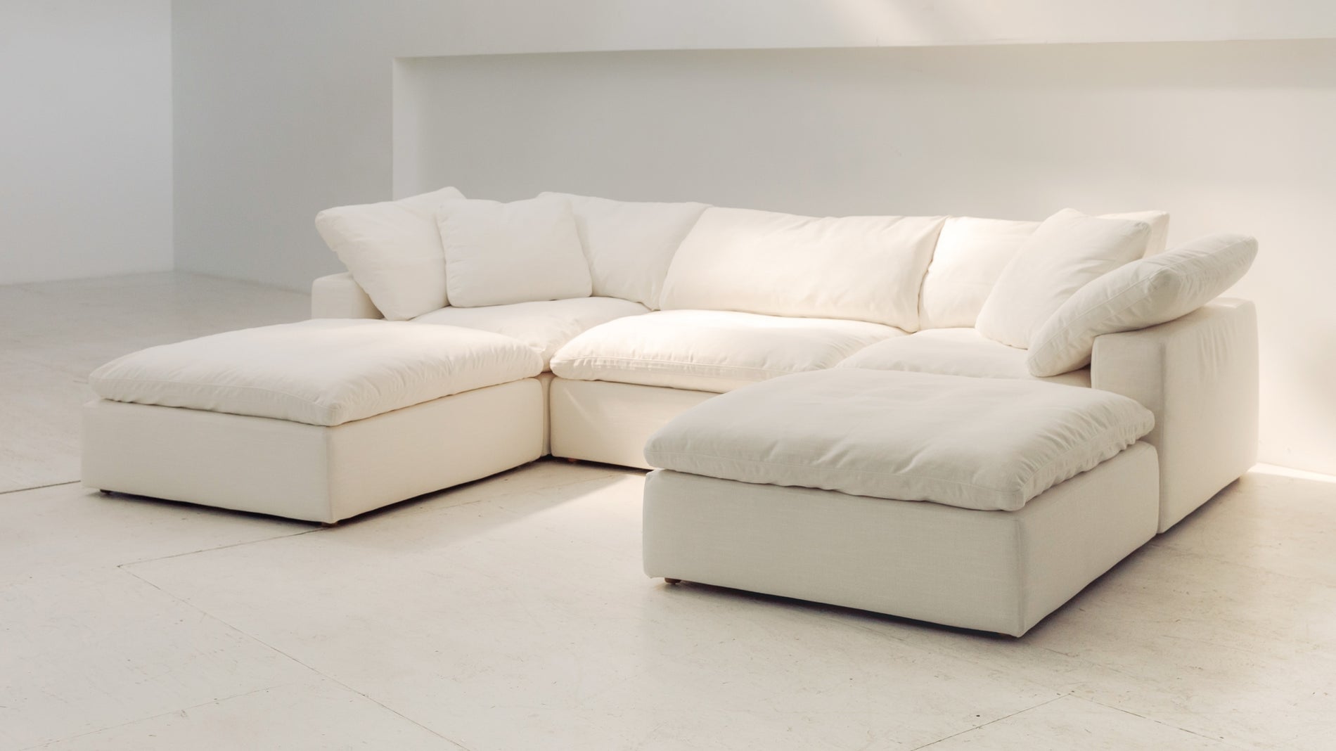 Movie Night™ 5-Piece Modular U-Shaped Sectional, Standard, Cream Linen_image